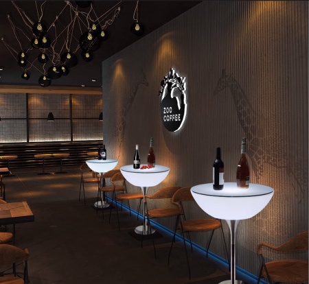 Комплект светящейся мебели Стол+2 стула V8 Комплект светящейся мебели Стол+2 стула V8