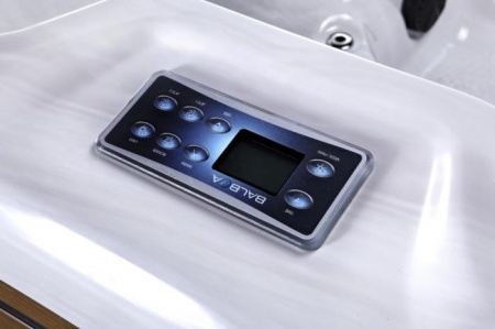 Гидромассажный спа-бассейн Sunrans SR806A Гидромассажный спа-бассейн Sunrans SR806A