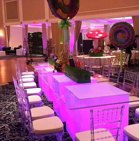 Светильник Куб 25 с питанием от АКБ, RGB